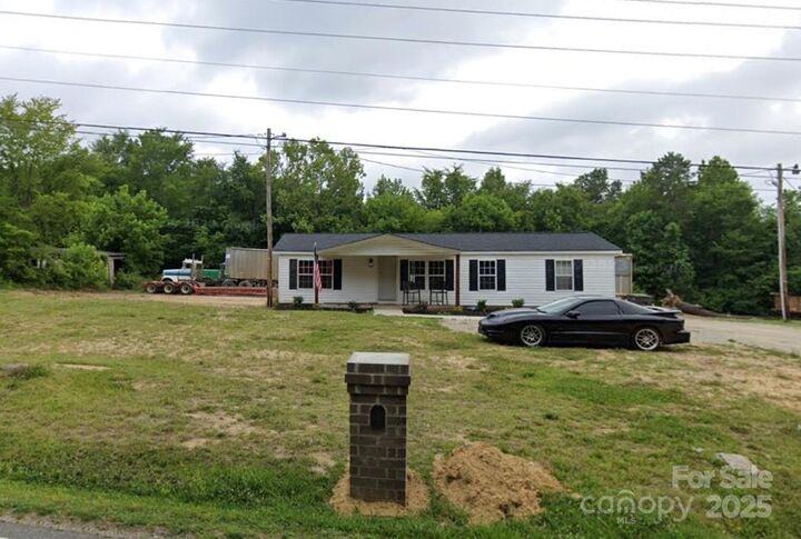 13139 Asbury Chapel Road  Huntersville NC 28078 photo