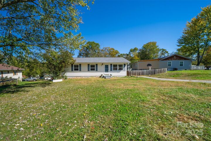 Property Photo:  4 Boris Street  NC 28806