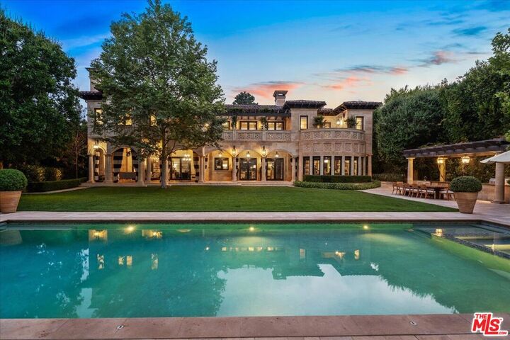 804 N Elm Dr  Beverly Hills CA 90210 photo