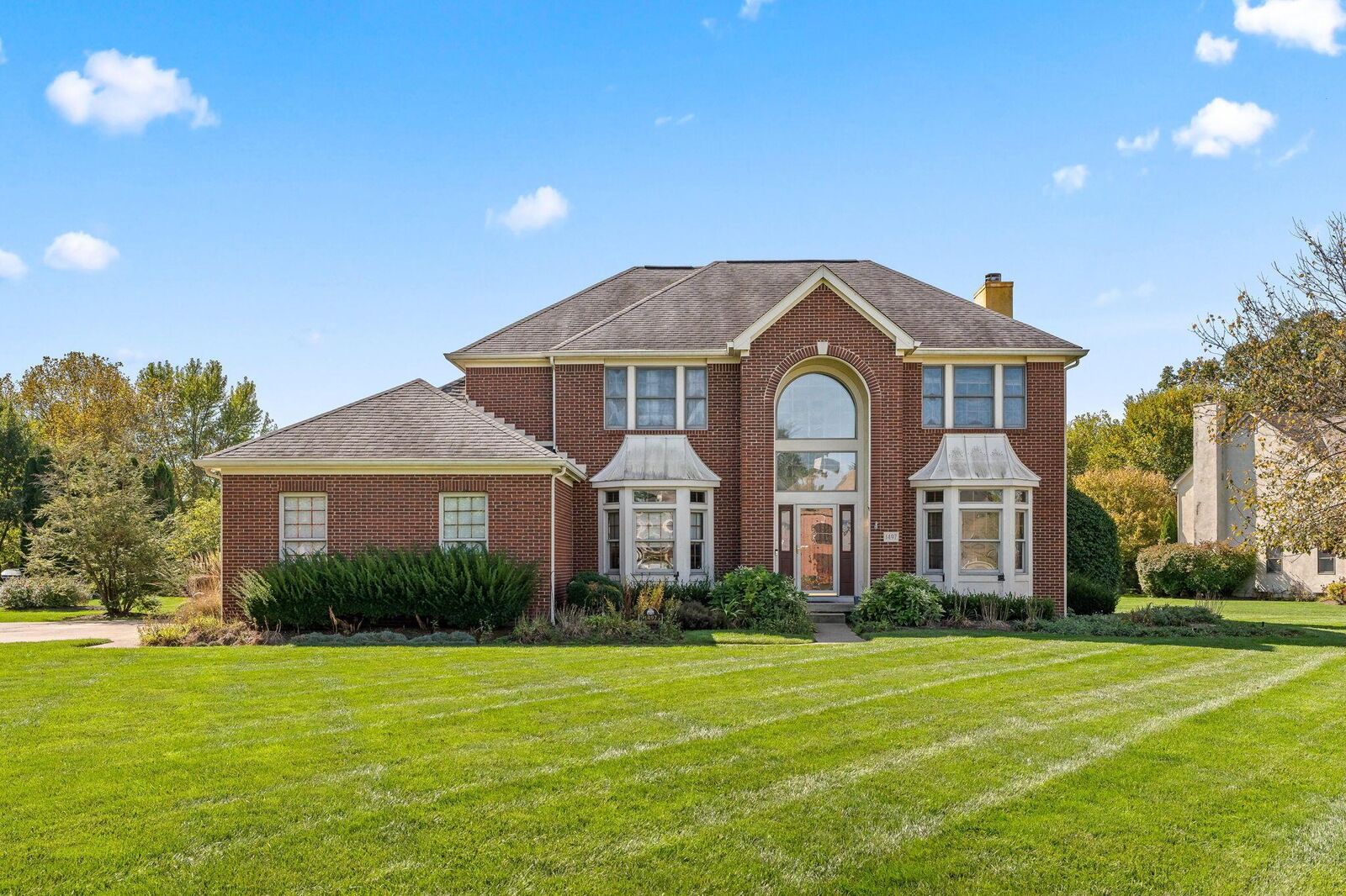 Property Photo:  1497 Harrison Pond Drive  OH 43054