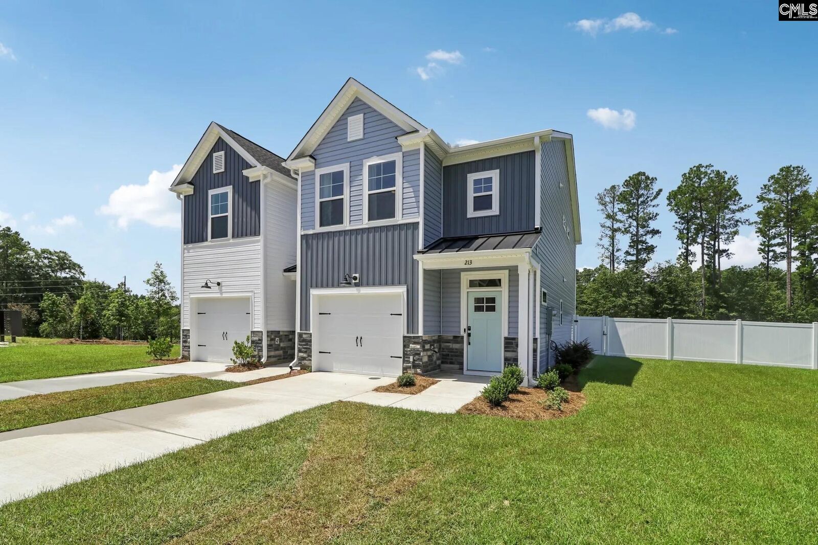 Property Photo: 2005 Armada SC 29229