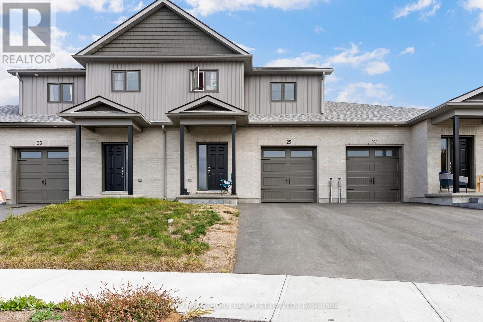 Property Photo:  25 Beasley Crescent  ON N1T 1J9