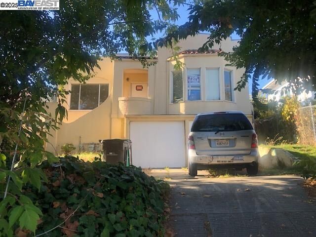 Property Photo: 2123 High St CA 94601