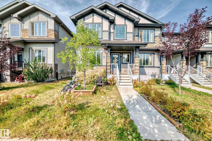 Property Photo: 1426 26 Avenue NW AB T6T 0W1