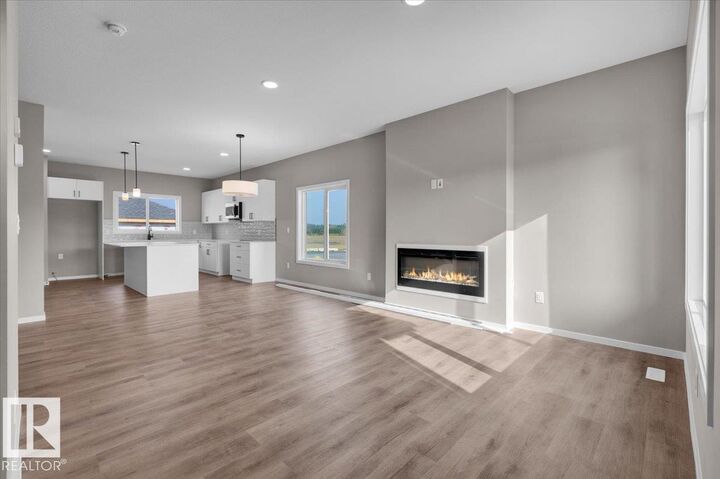 Property Photo: 35 Sereno Lane AB T8L 0Z9