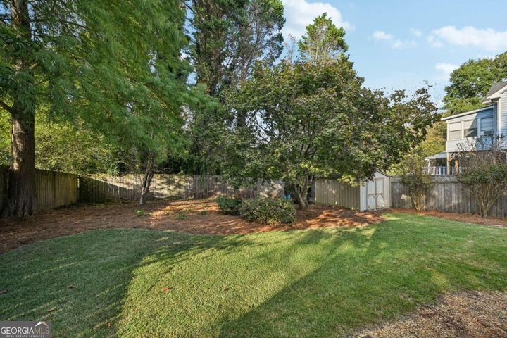 Property Photo: 613 Silverwood Court GA 30066