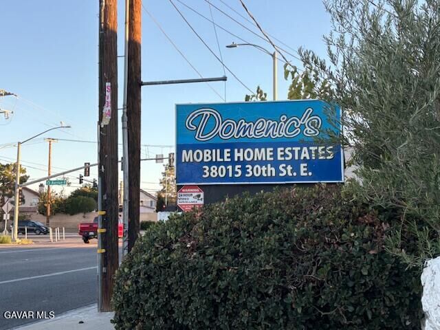 Property Photo: 38015 E 30th Street 27 CA 93550