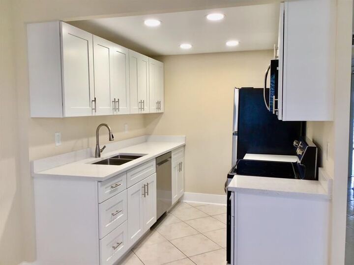 Property Photo: 3032 Exeter B 3032 FL 33434