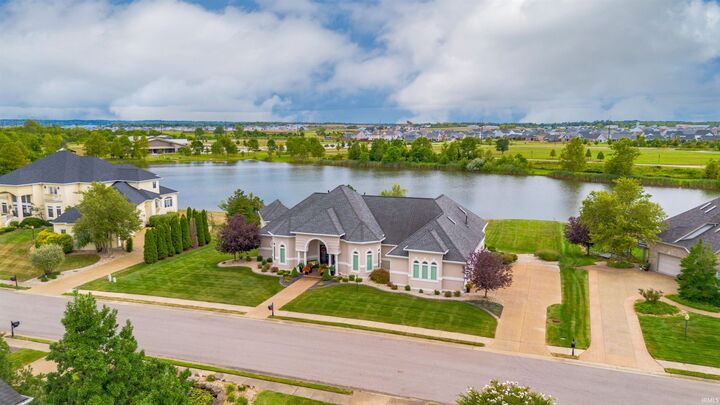 Property Photo: 5455 Medinah Drive IN 47630