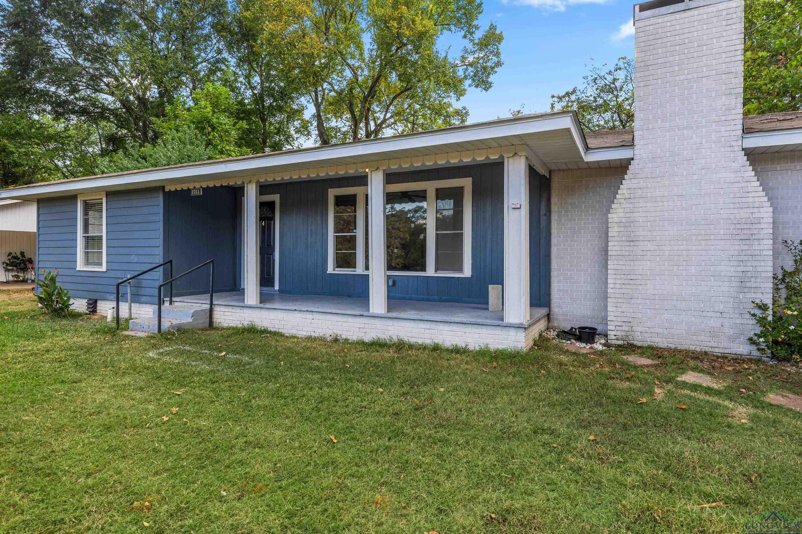 Property Photo: 1711 Buccaneer TX 75604