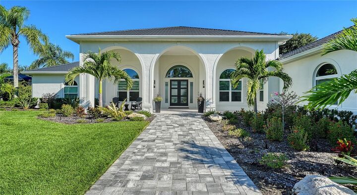 Property Photo:  7660 Donald Ross Road W  FL 34240 