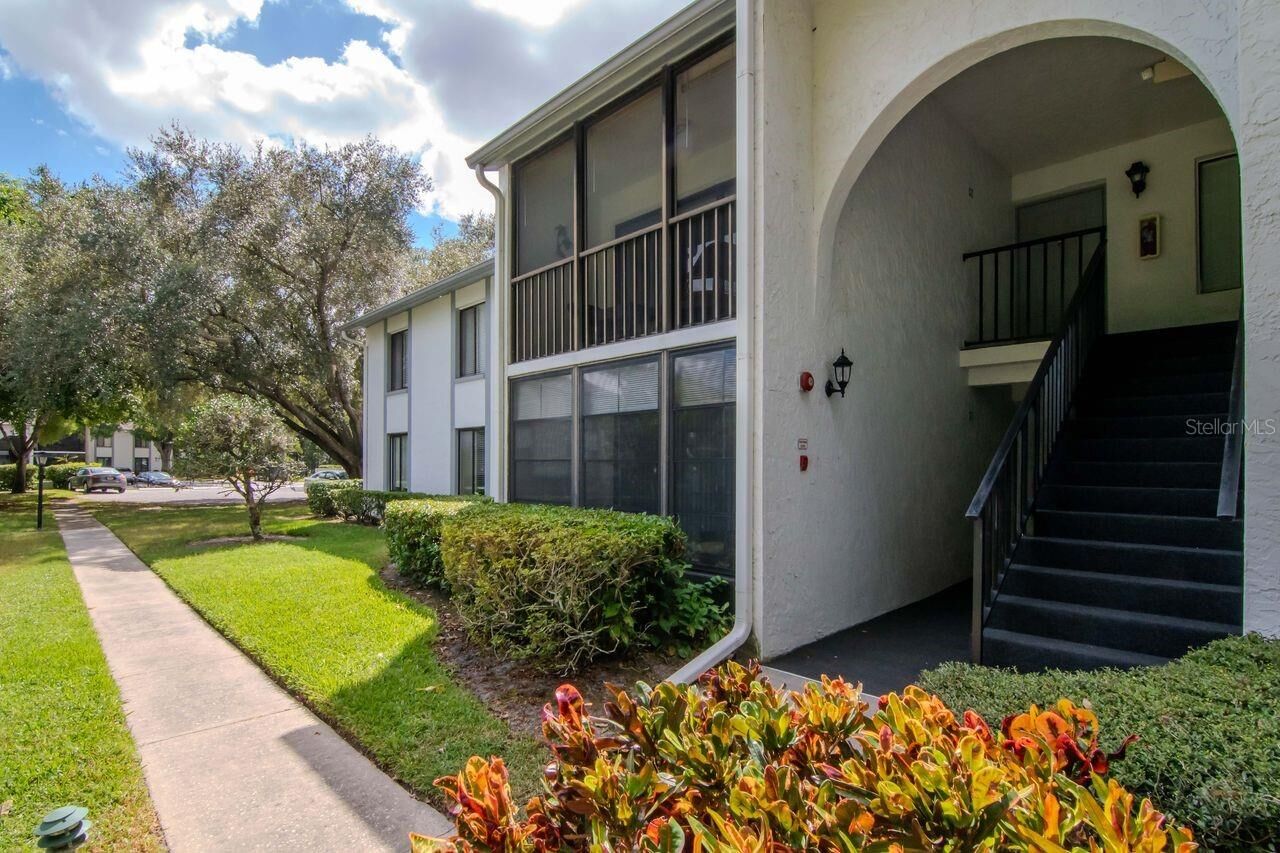 Property Photo: 1258 Pine Ridge Circle W G1 FL 34688