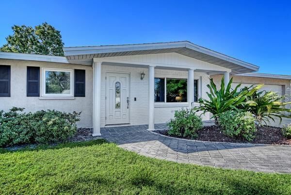 Property Photo: 4503 22nd Avenue W FL 34209