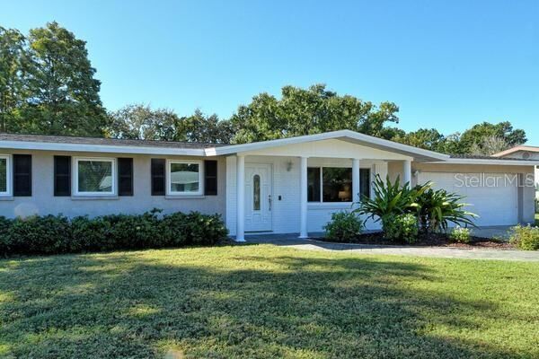 Property Photo: 4503 22nd Avenue W FL 34209