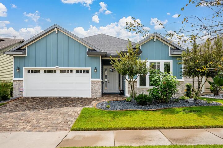 Property Photo:  13661 NW 12th Place  FL 32669