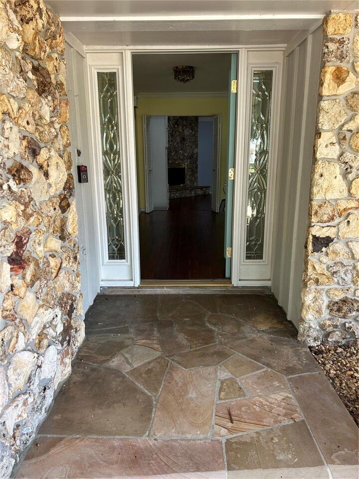 Property Photo: 1216 Buckwood Drive FL 32806