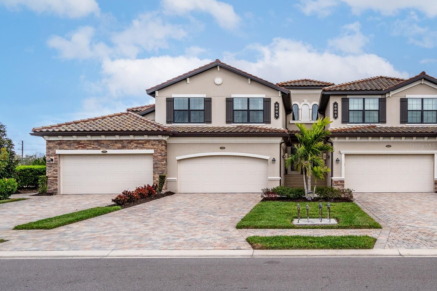 Property Photo: 6005 Worsham Lane 102 FL 34211