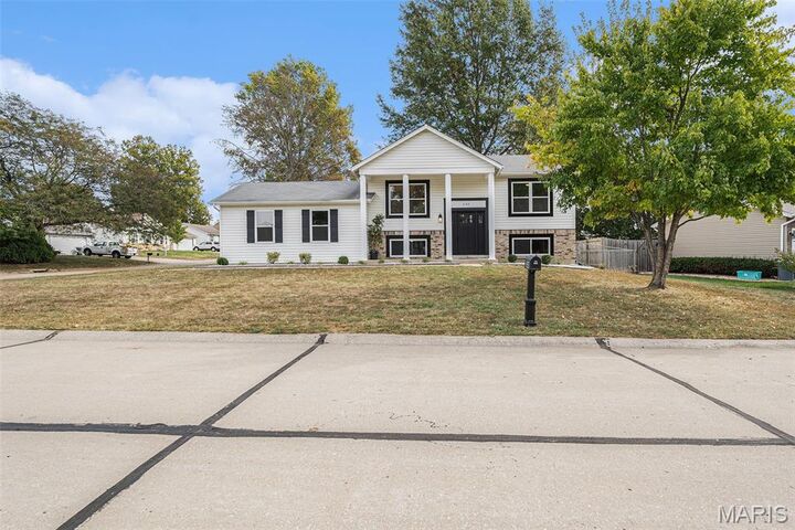 Property Photo:  633 Durango  MO 63368 