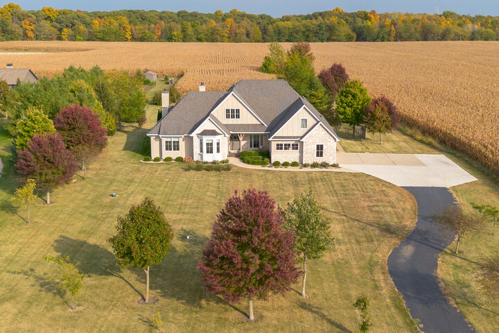 Property Photo: 2138 E 550th Road IL 61348