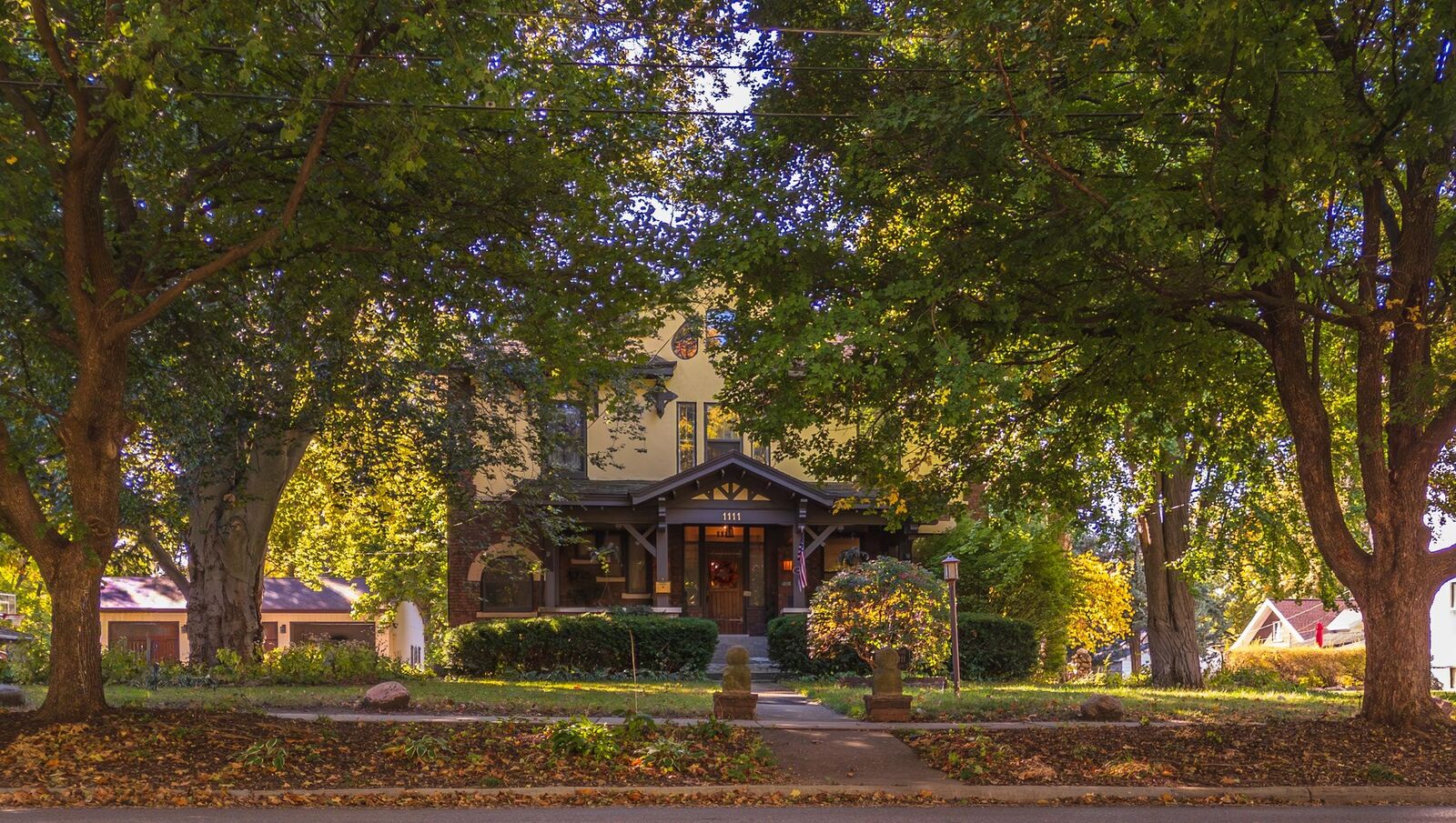 Property Photo:  1111 E Grove Street E  IL 61701