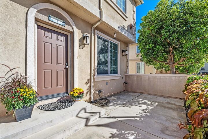 Property Photo: 1431 Lomita Boulevard 7 CA 90710