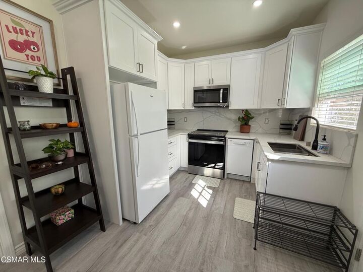 Property Photo: 709 Rudman Drive CA 91320