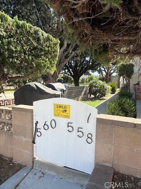 Property Photo:  558 8th Street  CA 90254 