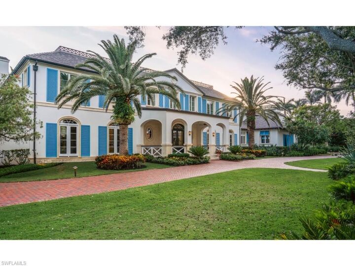 Property Photo:  4296 Cutlass Ln  FL 34102 