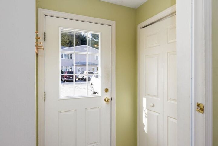 Property Photo:  76 Colonial Drive  VT 05001 