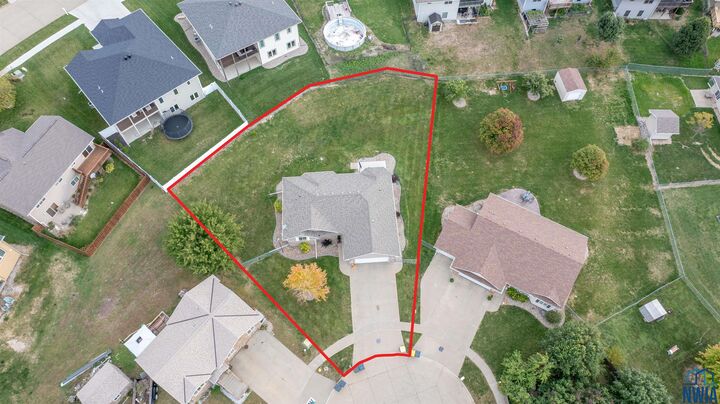 Property Photo: 612 Lancaster Circle IA 51103