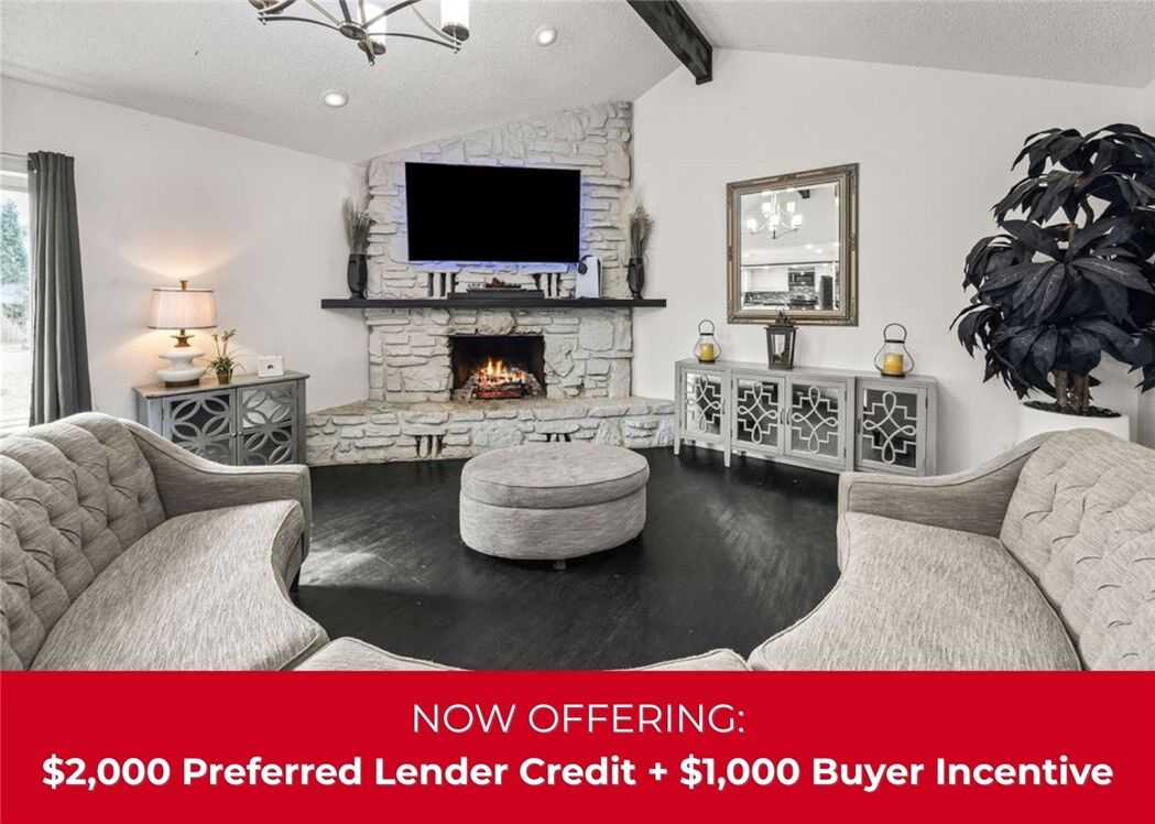 Property Photo: 2714 W Ash Street AR 72758