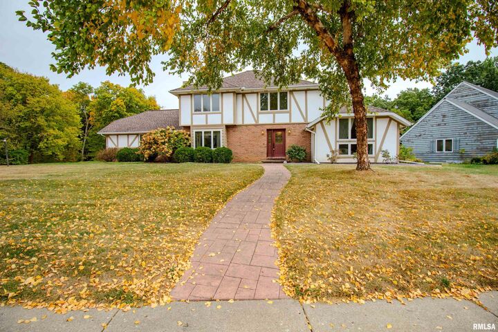 Property Photo: 11918 N Windcrest Court IL 61525
