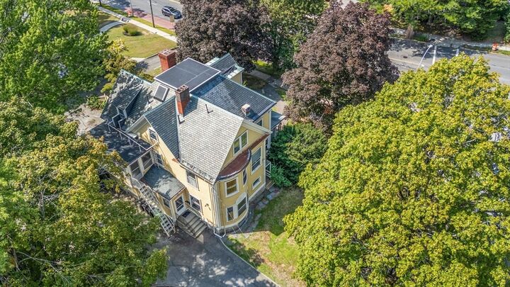 Property Photo: 235 Mount Auburn St MA 02472