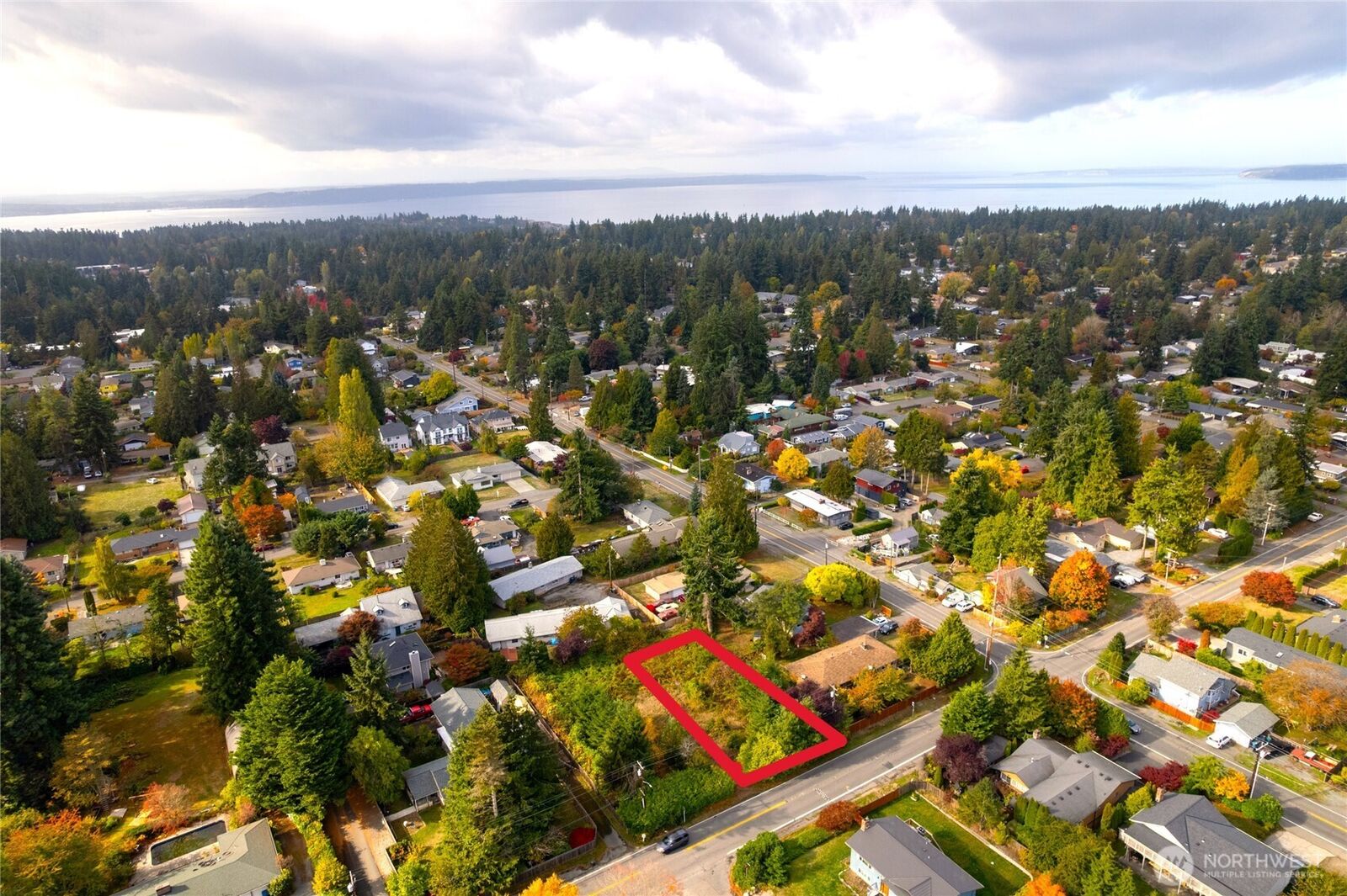 Property Photo: 22820 B 84th Avenue W WA 98026