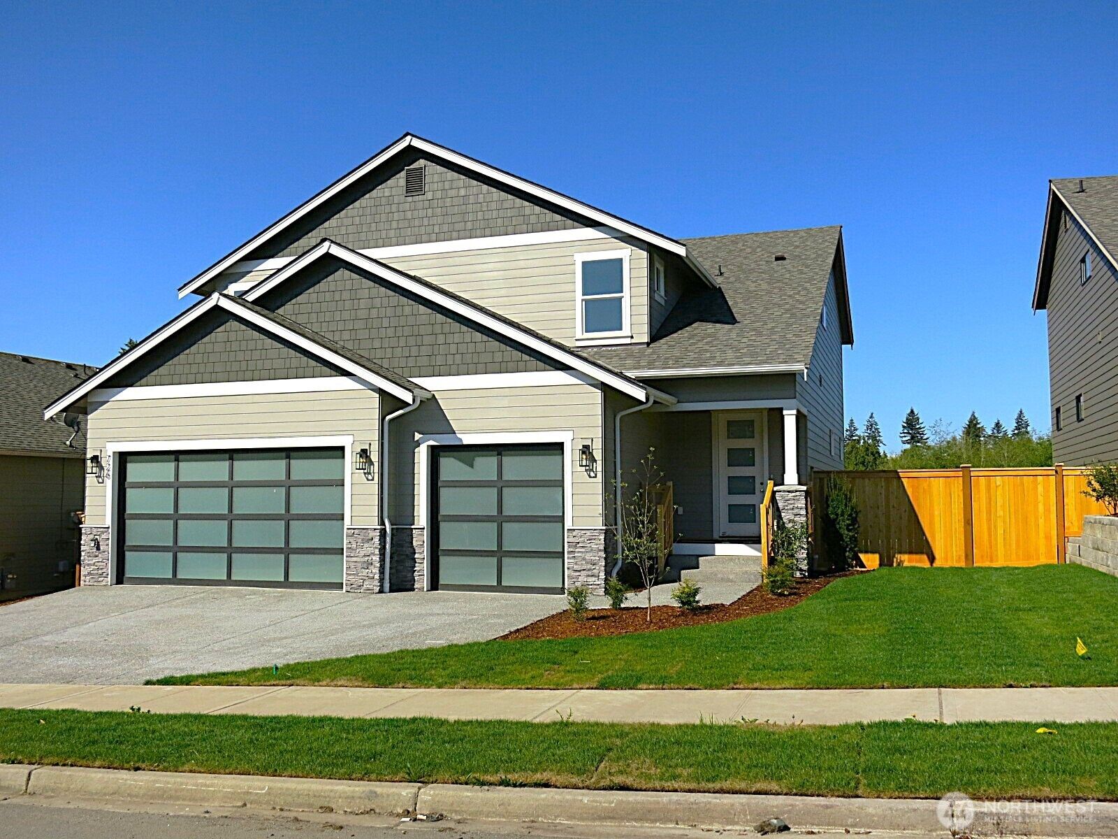 Property Photo: 726 Covington (Lot 7) Avenue WA 98290