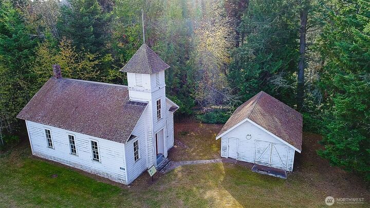 Property Photo:  4200  Sharpe Lane  WA 98221