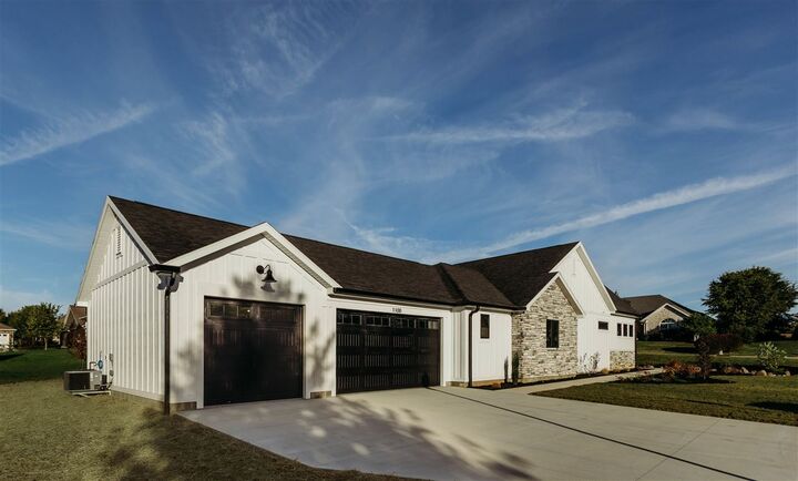 Property Photo: 1100 Kingston Court IN 47374