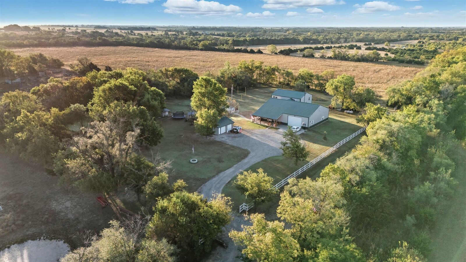 Property Photo:  1370 N River Rd  KS 67110 