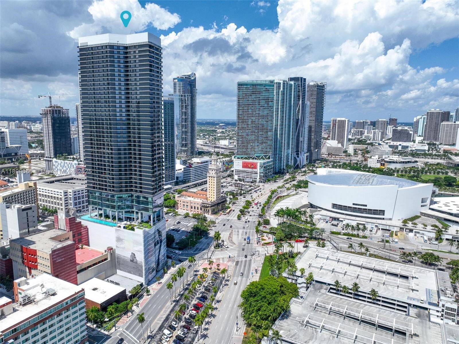 Property Photo:  398 NE 5th St 3017  FL 33132 