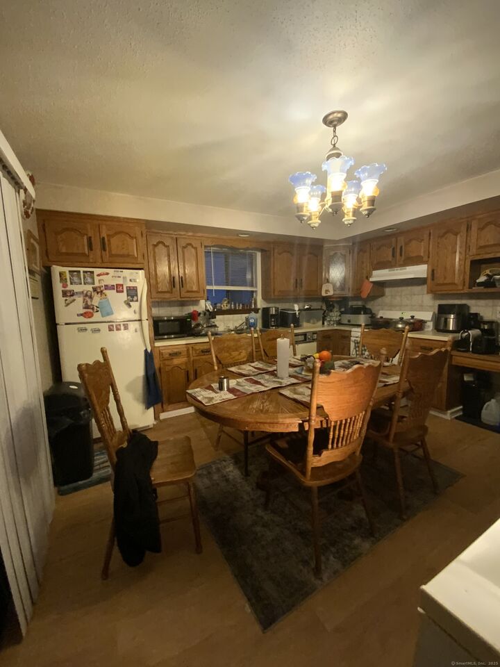 Property Photo:  69 Mountford Street Apt 3A  CT 06114