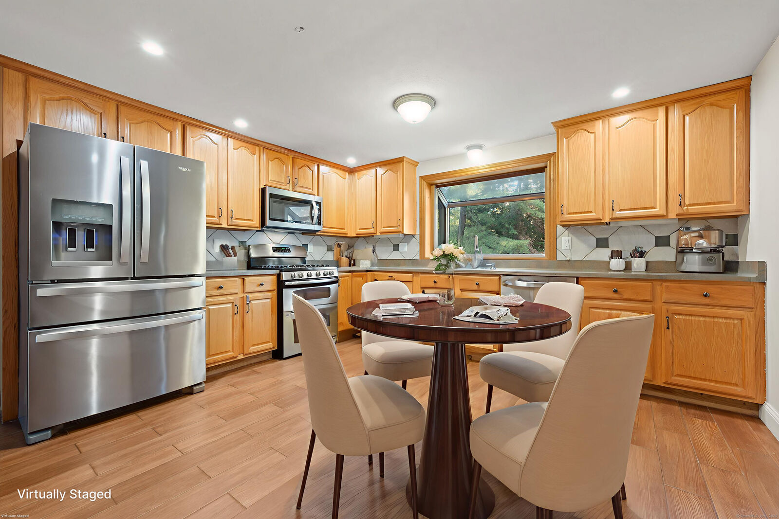 Property Photo: 40 Homestead Lane CT 06001