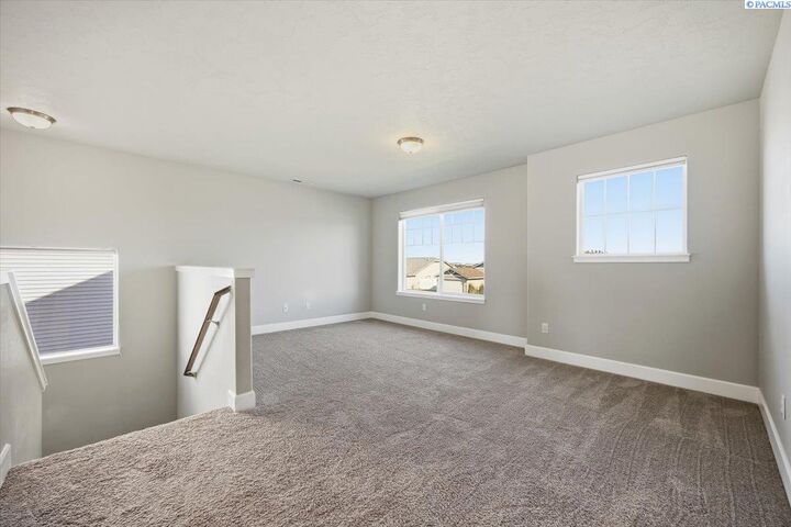 Property Photo:  5822 Tyre Dr  WA 99301 