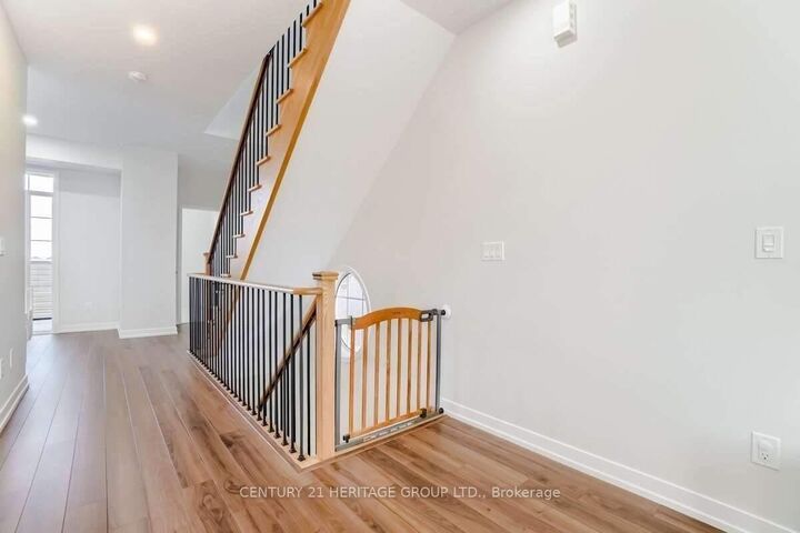 Property Photo: 239 Harding Park ON L3Y 0E1