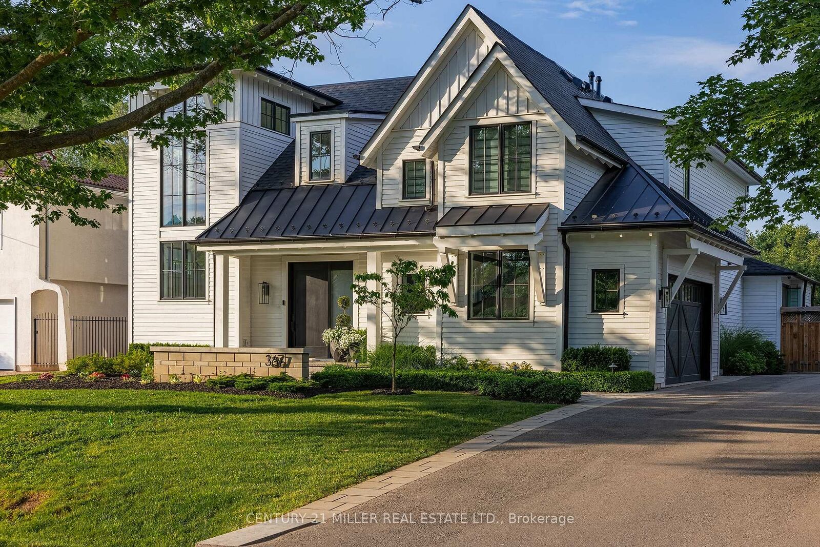 Photo de la propriété:  367 Seaton Drive  ON L6L 3X9