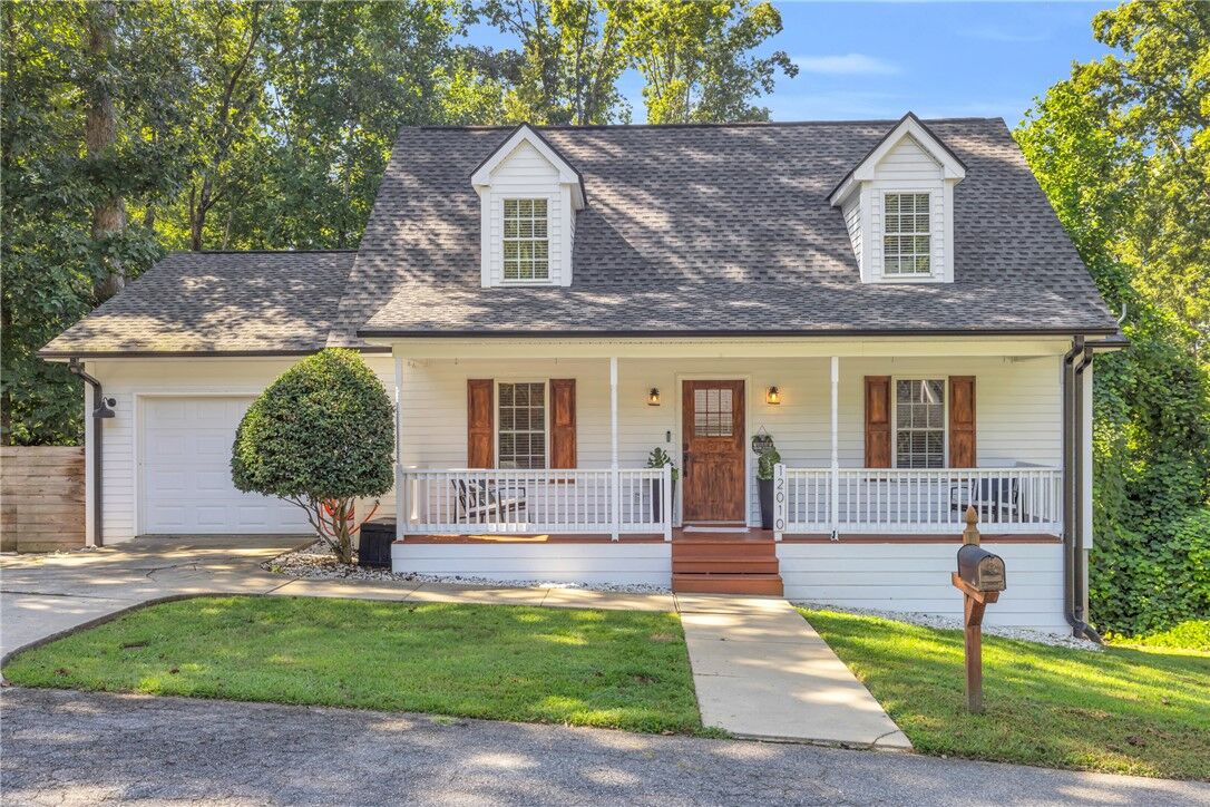 Property Photo: 12010 W Camelia Lane SC 29678