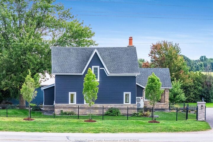 Photo de la propriété:  702 Talbot Road East  ON N0P 2P0 