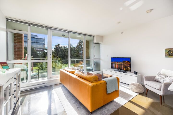 Property Photo:  221 Union Street 318  BC V6A 0B4 