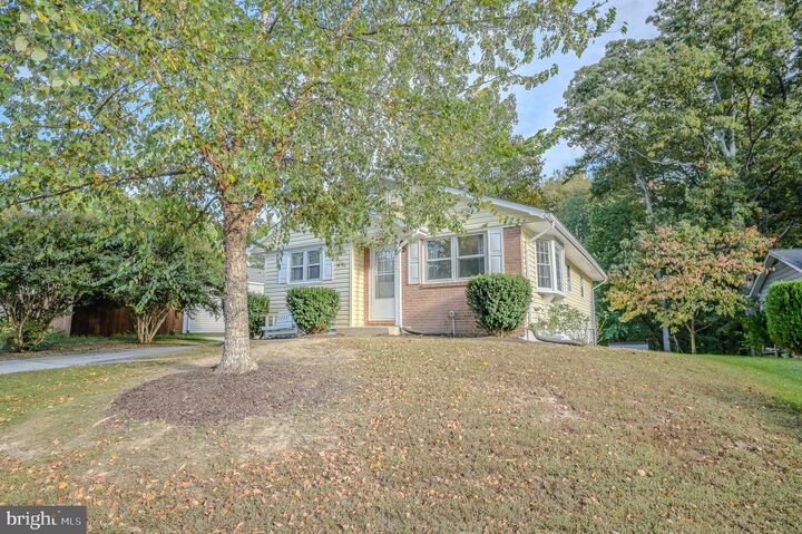 Property Photo:  2893 Chalet Court  VA 22192 