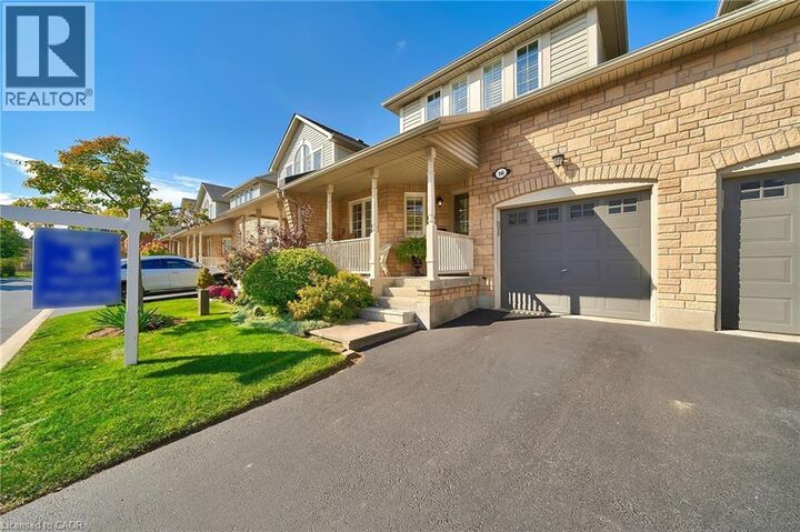 Photo de la propriété: 223 Rebecca Street 16 ON L6K 3Y2