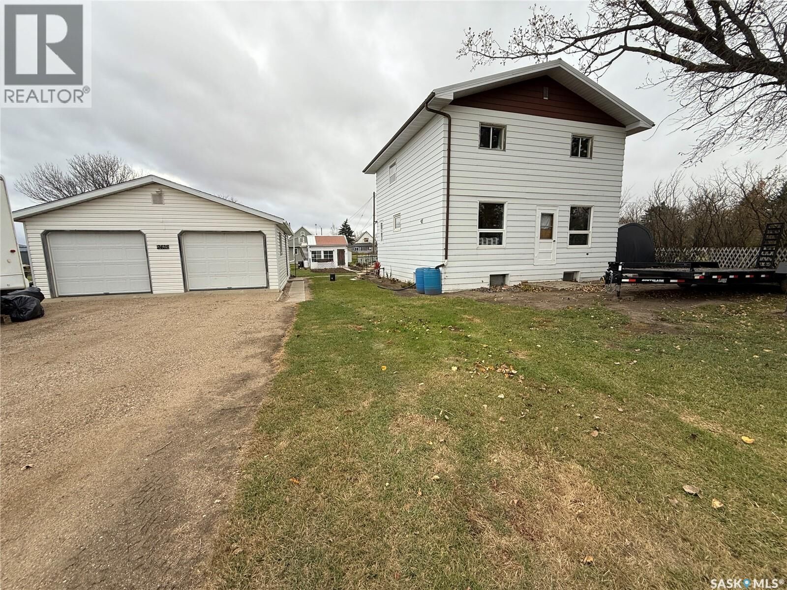 Property Photo:  2425 Halifax Street  SK S0C 1H0 